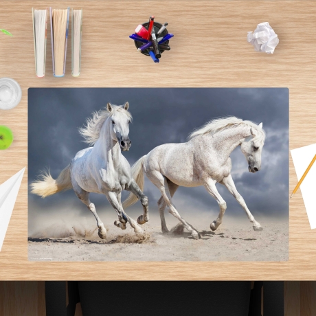 Schreibtischunterlage Kinder – Galoppierende Pferde-Schimmel weiß – 60 x 40 cm – Schreibunterlage abwischbar aus Vinyl – Made in Germany