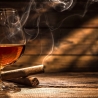 Schreibtischunterlage XXL – Whisky mit Zigarren – 100 x 50 cm – Schreibunterlage für Erwachsene aus erstklassigem Premium Vinyl