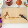 Frühstücksbrettchen Holz mit Gravur Name Pferd, Buche Natur, Schneidebrett graviert für Jungen Mädchen, Holzbrettchen Kinder Geschenk