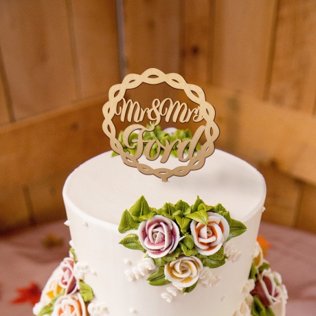 Cake Topper Hochzeit personalisiert Holz mit Namen Kuchentopper Kranz Hochzeitstorte Tortenaufsatz Tortendeko Deko Hochzeitsgeschenk