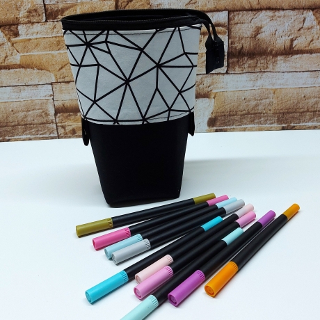 Popup-Mäppchen, Stiftemäppchen, Pencilcase - schw/we 2