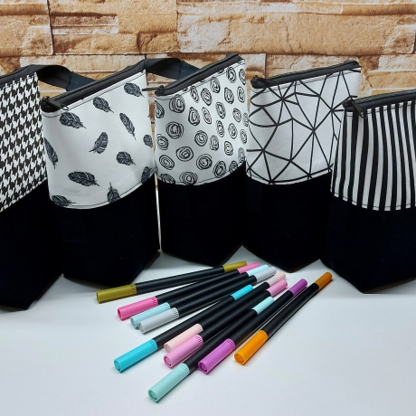 Popup-Mäppchen, Stiftemäppchen, Pencilcase - schw/we 2