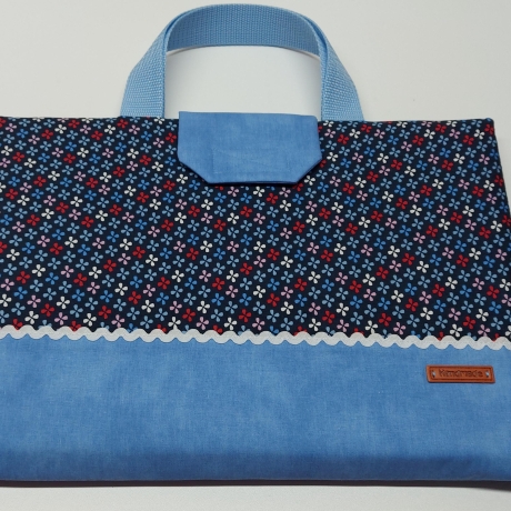 Zweckmäßige Maltasche/Zeichentasche für Kids - Sternblumen blau