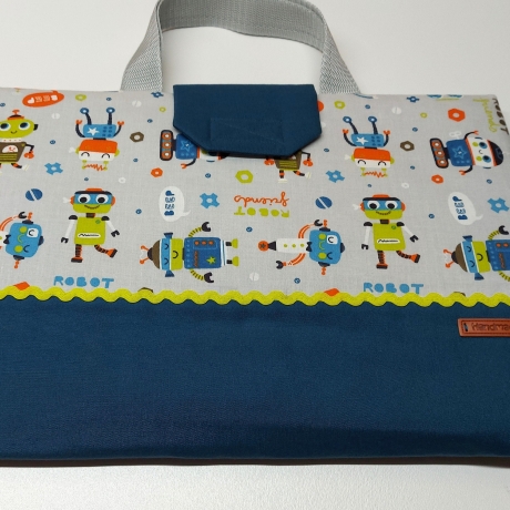 Sehr praktische Maltasche/Zeichentasche für Kids - kleine Roboter
