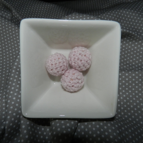 Häkelperlen für Schnullerketten, Greiflinge - rötliche Töne