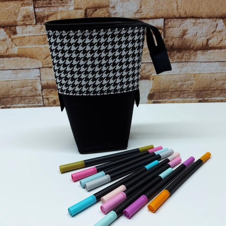 Popup-Mäppchen, Stiftemäppchen, Pencilcase - schw/we 2