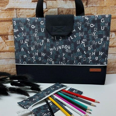 Vielseitige Maltasche/Zeichentasche für Kids - Buchstaben grau