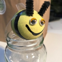 Outdoor-Olympiade rund um die Themen Bienen und Pflanzen