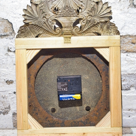 Antike französische Comtoise Funk Wanduhr  - Unikat - Motiv: Sonne 19. Jahrhundert - DCF-77 Funkuhrwerk - Upcycling Vintage-Uhr
