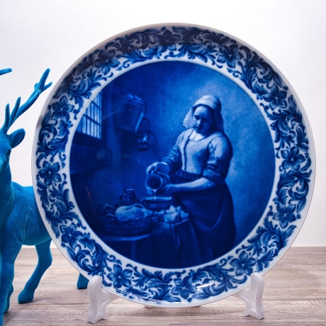 Sammelteller Berlin Design - Mädchen mit Krug nach Johannes Vermeer, blaues Porzellan  - Made in Germany - 9E3 - TOP Zustand