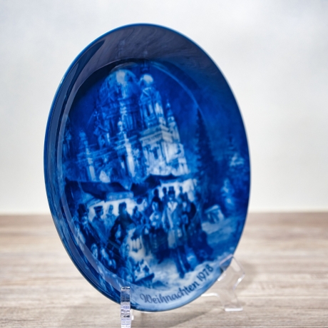 Weihnachtsteller - 1978: Weihnachtsmarkt am Berliner Dom - Berlin Design - blaues Porzellan - begrenzte Auflage - Made in West Germany (8C3)