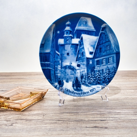 Weihnachtsteller - 1971: Rothenburg ob der Tauber - von Berlin Design - blaues Porzellan - begrenzte Auflage - Made in West Germany (8C3)