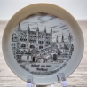 Untersetzer der unbekannten Marke DP Porzella Bavaria -  Städteteller: Lübeck um 1868 - Rathaus  - Made in West Germany - Zustand TOP - 9B1