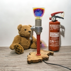 Kleinserie: Original Feuerwehr Spritze als Tischlampe, E14, Schuko Stecker, Schnurzwischenschalter | Limitierte Auflage mit Zertifikat