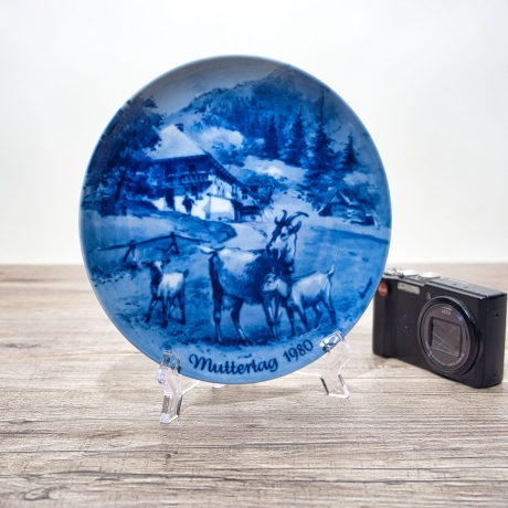 Sammelteller Muttertag: 1980 Ziegenfamilie - Berlin Design - blaues Porzellan  - Made in West Germany - 19,5 cm - 8B3 - TOP Zustand