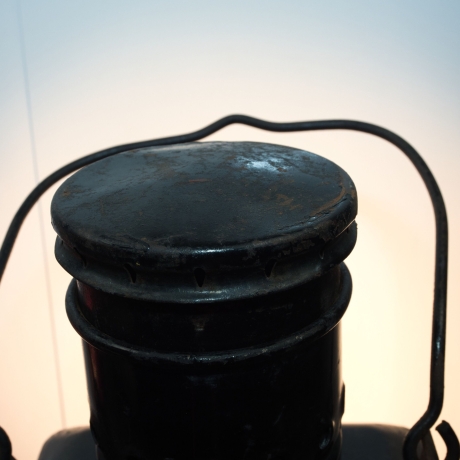 Eisenbahnlampe: Oberwagenlaterne original Deutsche Bahn, umgebaut auf E27 Fassung mit ordentlich Patina, LED Leuchtmittel, Unikat, Upcycling