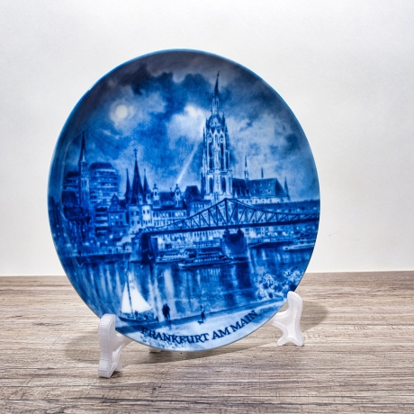 Sammelteller, Städteteller: Frankfurt am Main - Berlin Design - blaues Porzellan  - Made in Germany - mit Karton - 8D1 - TOP Zustand