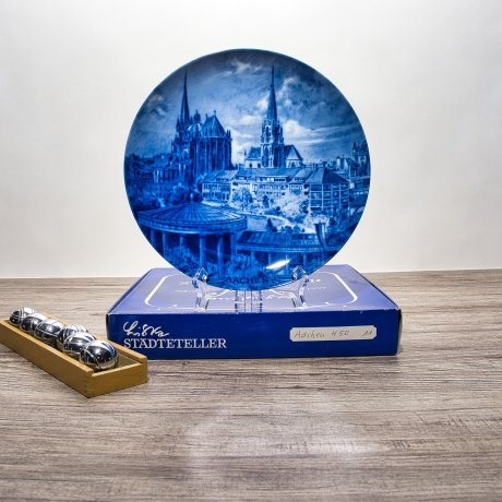 Sammelteller, Städteteller: Aachen - Berlin Design - blaues Porzellan  - Made in Germany - mit Karton - 8D1 - TOP Zustand