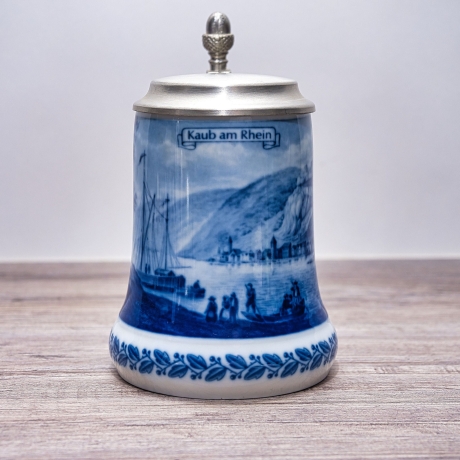Sammelkrug Berlin Design - Serie: Jahresseidel - Kaub am Rhein - blaues Porzellan - Made in Germany - 9D3 - TOP Zustand