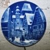 Weihnachtsteller - 1971: Rothenburg ob der Tauber - von Berlin Design - blaues Porzellan - begrenzte Auflage - Made in West Germany (8F)