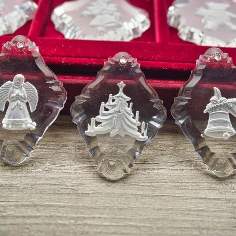 Weihnachtlicher Glasschmuck Zauberhafter Weihnachtsschatz - 12-teiliges Weihnachts-Anhänger Set in edlem Samtkasten - Glasdeko - 8B1