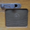 Upcycling: antike Konstatieruhr oder Taubenuhr mit FM Radio ausgestattet. 220V, Wurfantenne, blaue Kontrolleuchte, Handmade in Germany