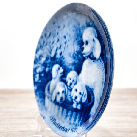 Sammelteller Muttertag: 1971 Silberpudel - Berlin Design - blaues Porzellan  - Made in West Germany - 19,5 cm - 8B3 - TOP Zustand