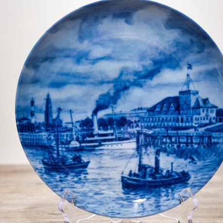 Sammelteller Berlin Design - Serie: Alt Bremerhaven - Die Strandhalle um 1928 - blaues Porzellan  - Made in Germany - 9D1 - TOP Zustand