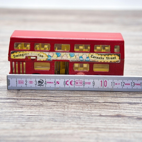 Automodell London Bus The Londoner K-15, Matchbox Superkings Made in England, Zustand 3, Baujahre: 1973-1981, Metallguss, Maßstab  1/72