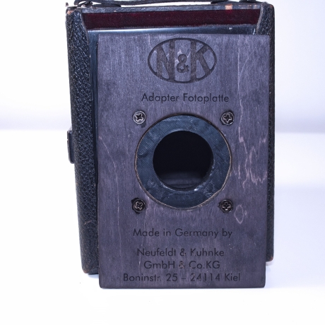 Balgenkamera Umbausatz 9x12 D-Back. Ermöglicht den Anschluss einer Digitalkamera an eine Laufbodenkamera, Plattenkamera bzw. Balgenkamera