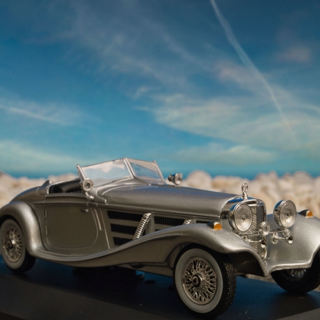 Automodell Mercedes Benz 540K - 1936, unbekannter Hersteller, Maßstab  1/50 in TOP Zustand mit Acrylglashaube (leichte Kratzer der Haube)