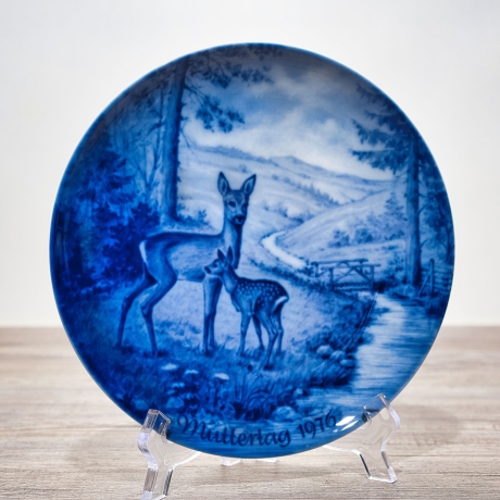 Sammelteller Muttertag: 1976 Rehe - Berlin Design - blaues Porzellan  - Made in West Germany - 19,5 cm - 8B3 - TOP Zustand