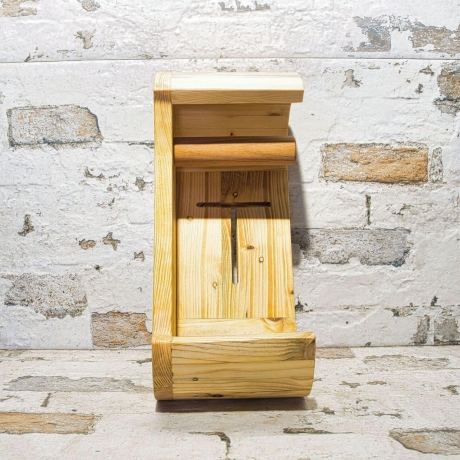 Einzigartiger Toilettenpapierhalter aus Upcycling-Holz – Handgefertigt aus recycelten Einwegpaletten, vielseitig montierbar! kompostierbar