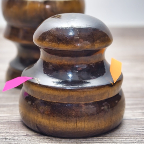 Einzigartige Getränke Zapfsäule,  Alkoholspender, vermutlich aus den 1970er Jahren - Aus Glas und Holz - voll funktionsfähig - 9C3
