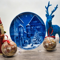 Weihnachtsteller - 1970: Bernkastel - von Berlin Design - blaues Porzellan - begrenzte Auflage - Made in West Germany - TOP Zustand (8C3)