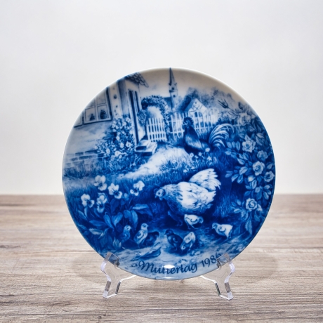 Sammelteller Muttertag: 1986 Hühnerfamilie - Berlin Design - blaues Porzellan  - Made in West Germany - 19,5 cm - 8B3 - TOP Zustand