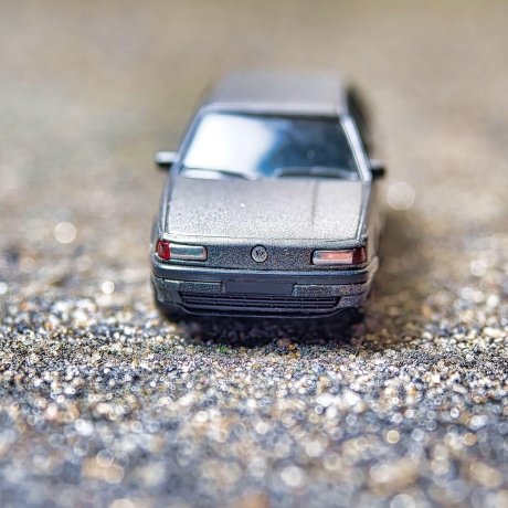 Herpa VW Passat GL in silber – Maßstab 1:87 – Perfektes Alltagsauto Sammlerstück für die VW Fans und Modellbahn-Liebhaber H0 1/87