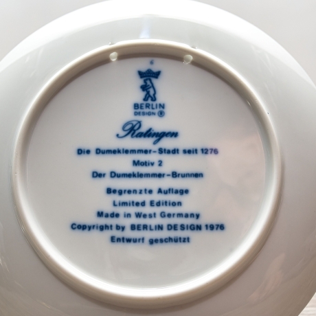 Sammelteller Berlin Design - Ratingen, die Dumeklemmer-Stadt seit 1276 - blaues Porzellan - Made in Germany - 9D2 - TOP Zustand