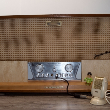 Röhrenradio Retromod: Philips Jupiter Stereo 404 mit modernem Karaoke Verstärker umgebaut inkl. moderner Monacor Speaker - Einzelstück