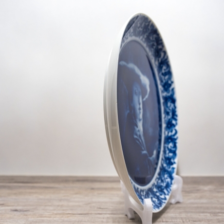 Sammelteller Berlin Design - Dame mit Hut nach Johannes Vermeer, blaues Porzellan  - Made in Germany - 9E3 - TOP Zustand- Mit ZERTIFIKAT