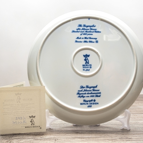 Sammelteller Berlin Design - Geograph nach Johannes Vermeer, blaues Porzellan  - Made in Germany - 9E3 - TOP Zustand- Mit ZERTIFIKAT