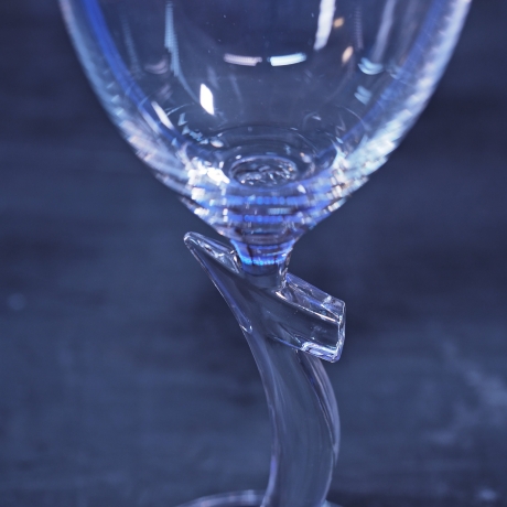 Sektglas: Original Riedel Jahresglas 2001 in Sammlerdose - Limitierte Auflage, Sammlerstück - 1A Zustand, Dose - minimale Beulen, Glas 1A