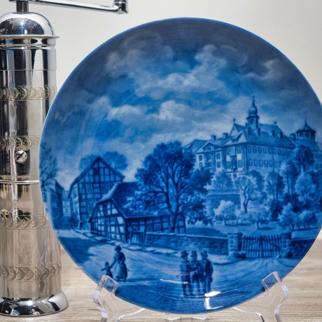 Sammelteller Berlin Design - Städteteller Alt Bad Iburg-mit Beckerteichpforte - blaues Porzellan - Made in Germany - 9D2 - TOP Zustand