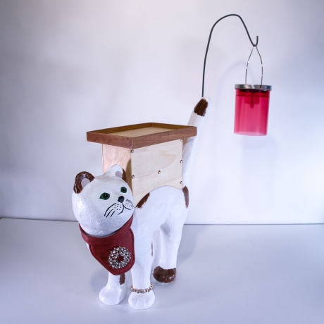 Katzentisch, das ideale Geschenk für alle die bei Familienfeiern im Abseits waren, absolutes Unikat