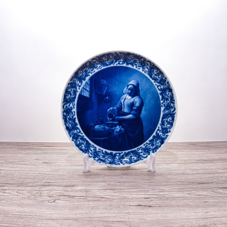 Sammelteller Berlin Design - Mädchen mit Krug nach Johannes Vermeer, blaues Porzellan  - Made in Germany - 9E3 - TOP Zustand