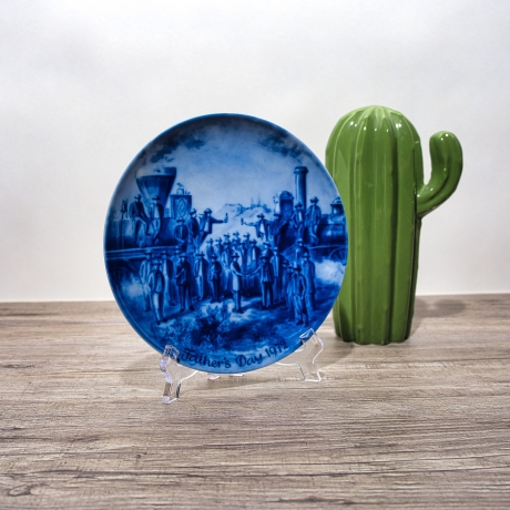 Sammelteller Father's day: 1972 - Ost trifft West - Berlin Design - blaues Porzellan - Made in West Germany - 19,5 cm - 9E1 - TOP Zustand