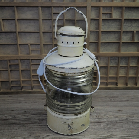 Echte Schiffslampe, Original maritime Ausrüstung, seewasserfest, mit E27 Fassung und elektr. Zuleitung (Stecker, Schalter)  - Upcycling