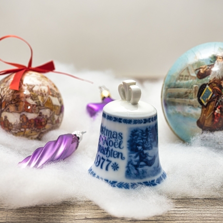 Weihnachtsglocke - Berlin Design - 1977 - blaues Porzellan - Made in Germany - 8D3 - TOP Zustand - limitiert