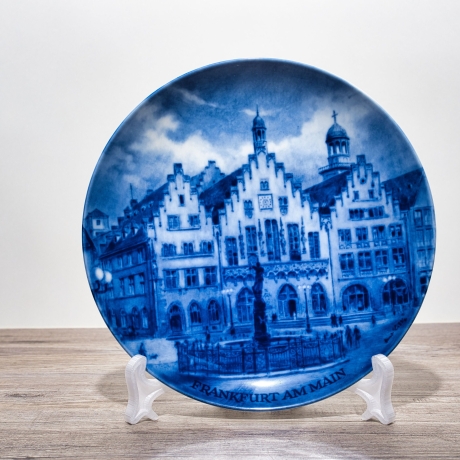 Sammelteller, Städteteller: Frankfurt am Main - Berlin Design - blaues Porzellan  - Made in Germany - mit Karton - 8B1 - TOP Zustand