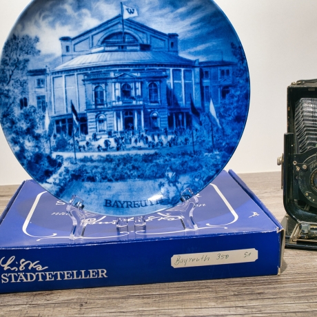 Sammelteller, Städteteller: Bayreuth - Berlin Design - blaues Porzellan  - Made in Germany - mit Karton - 8C1 - TOP Zustand